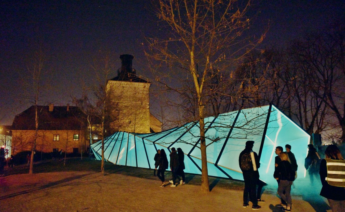 festival svjetla, twisted, konstrukcija, skira, park bele IV, zagreb, hrvatska, croatia, upi-2m